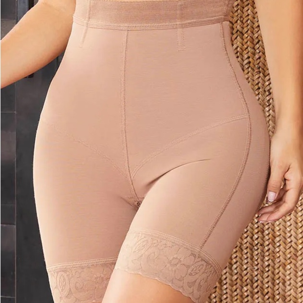 Tissini Short Delcy